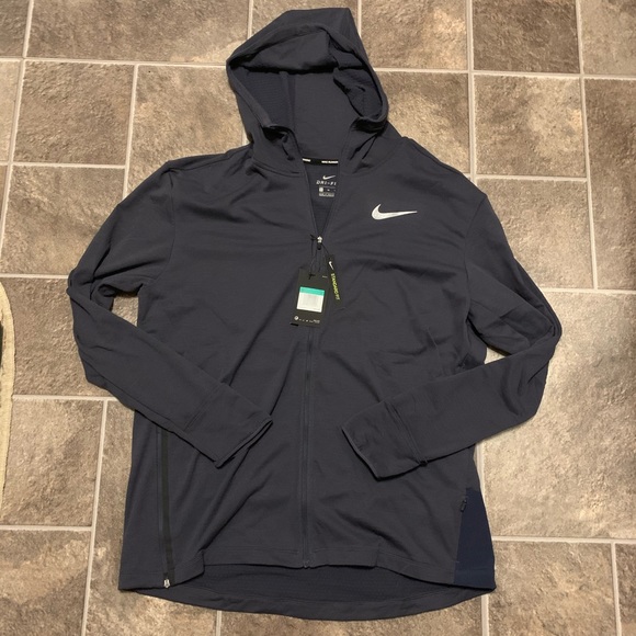 nike therma sphere element 2.0